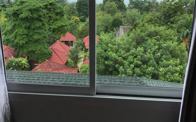 Khao Lak Good View Mansion