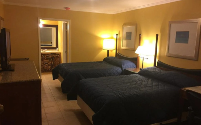 Dragon Inn & Suites