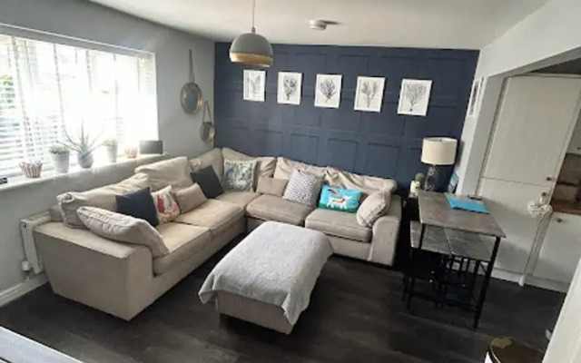 Beautiful 2-bed Apartment in Rhosneigr