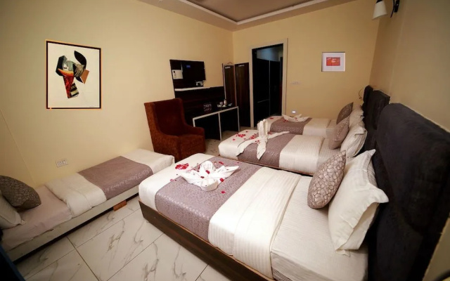 The Grand Jabalpur