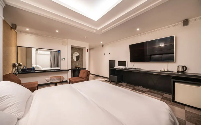 Nice Hotel