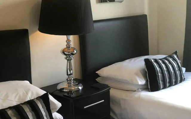 Oakhill Apartments