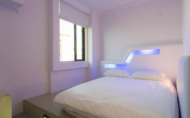 Stay Hotel