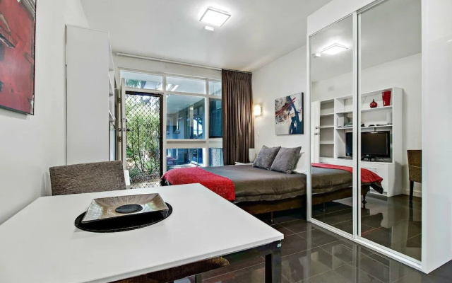 Adelaide DressCircle Apartments - Sussex Street
