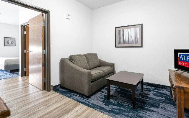 Atria Hotel and RV McGregor