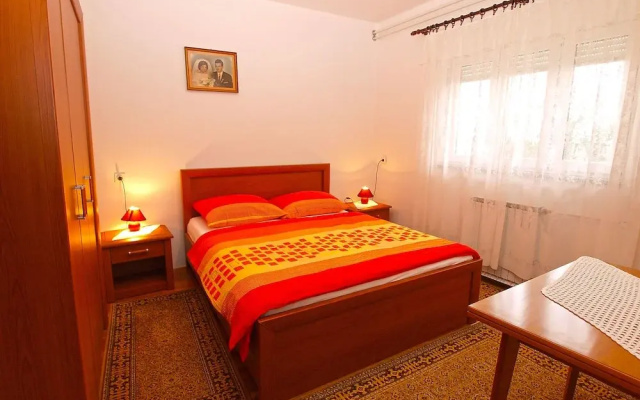 Apartment 359