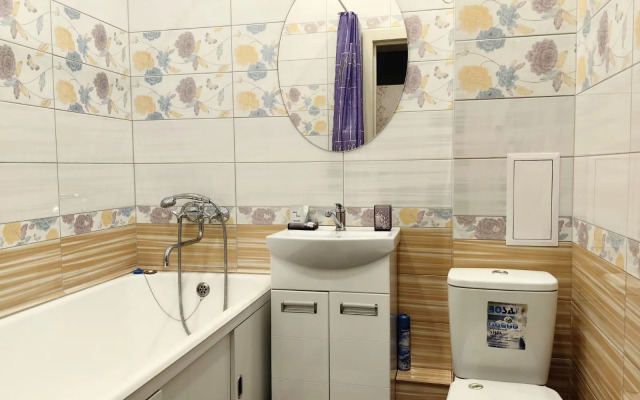 Like Home на Адмирала Нахимова 4