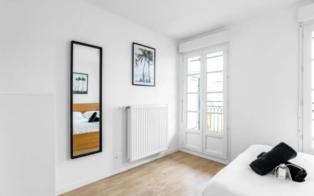 Disneyland-Paris 8pers,Parking, NETFLIX, Wifi