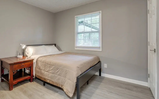Modern Home w/ Yard Near ATL Attractions!