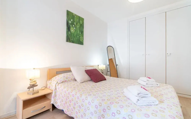 Apartment in Empuriabrava With Beach Access