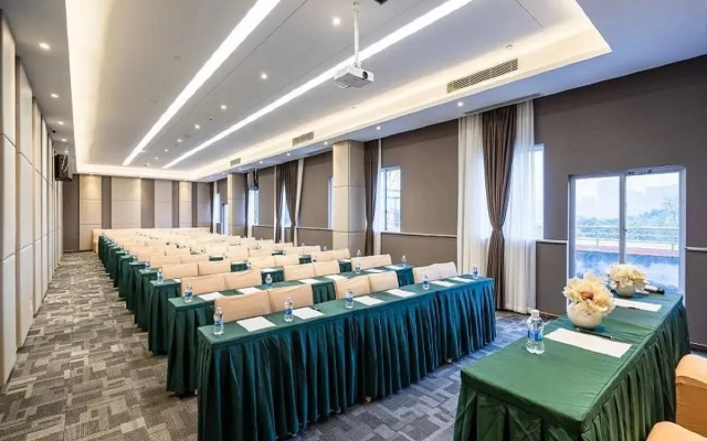 Lavande Hotel (Chengdu Panda Base store)