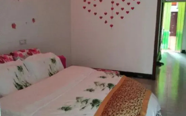 Huxian Jinrong Hotel