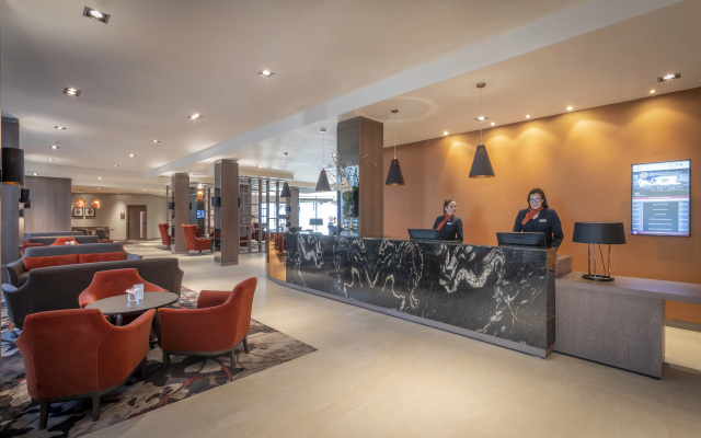 Отель Clayton Hotel Charlemont