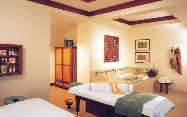 Hilton Grand Vac Club The Grand Islander Waikiki Honolulu