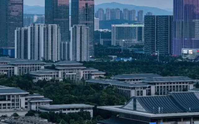 Yurun Select Hotel (Kunming South Railway Station)