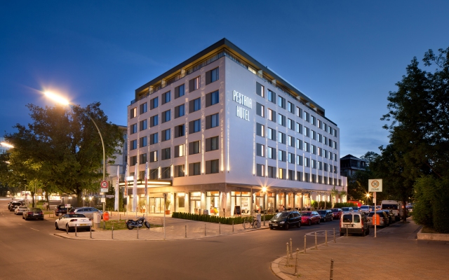 Отель Pestana Berlin Tiergarten вид на фасад