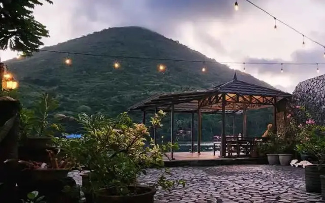Delfika 2 Guest House Banda Neira