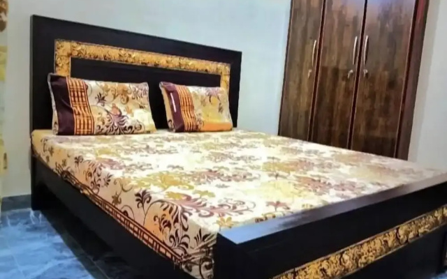 New Punjab Hotel