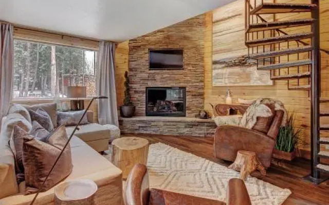Riverhaus