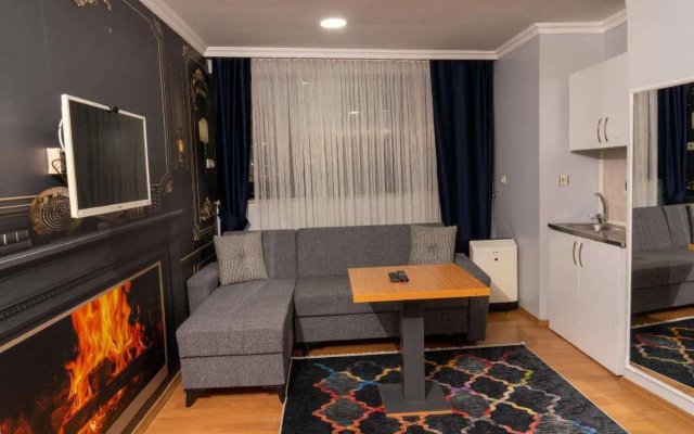Heraldic Room Hotel