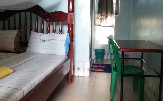 Garden Inn