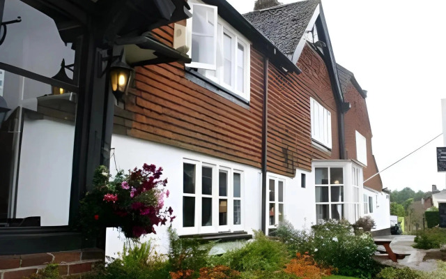 The Bear Inn and Burwash Motel