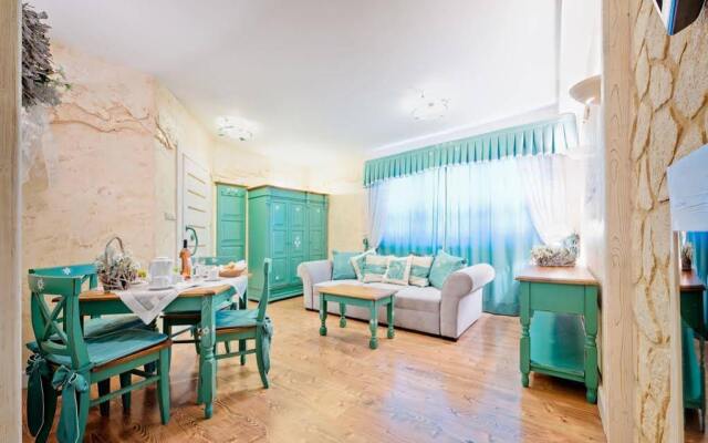 Отель Apartament Szarotka Górska комната для гостей