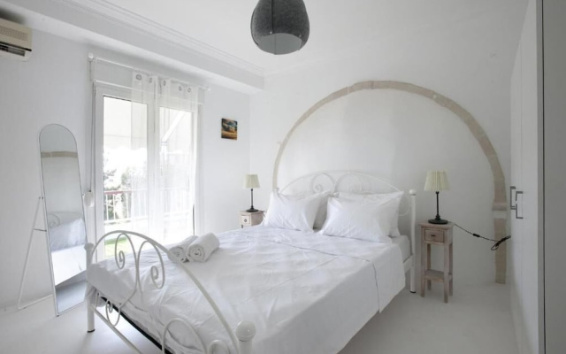 Ano Patisia A Fully Renovated Penthouse