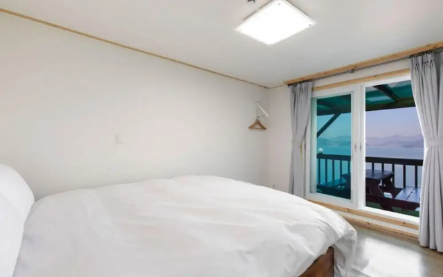 Yeosu Geumpa Pension