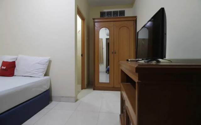 RedDoorz near Ciputra World Kuningan 3