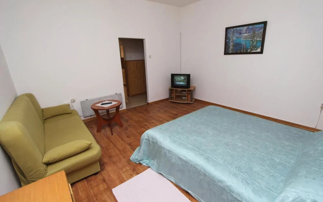Apartment Pupa