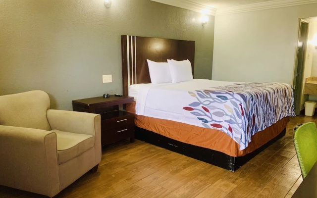 Budget Inn and Suites