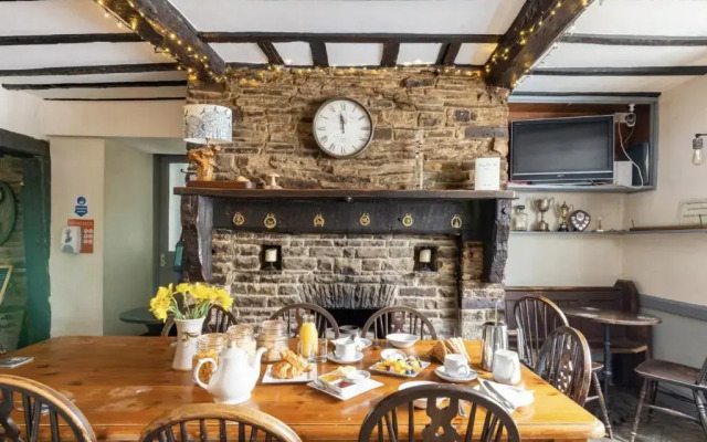 The Royal Oak Inn