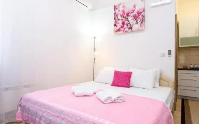 Studio with Shared Pool in Prčanj Montenegro