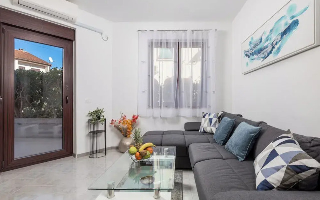 Apartment Isola