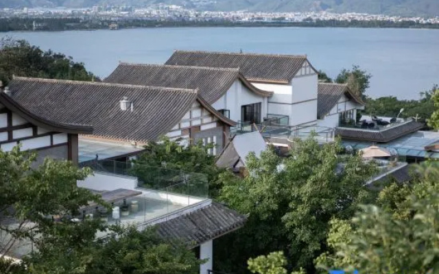 Xichang Guanhai Tingtao Art Hotel