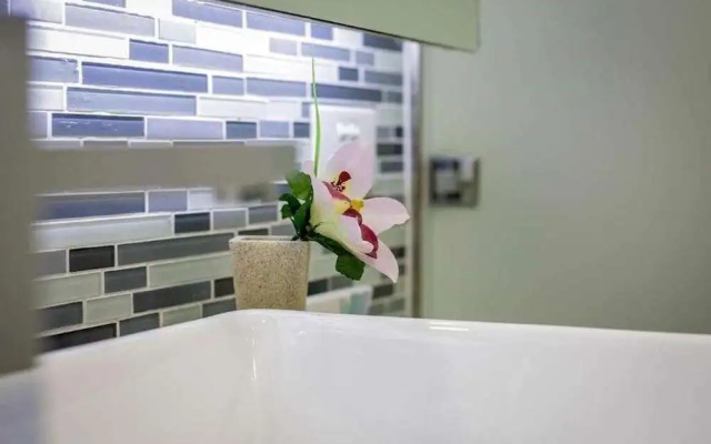 Stay Motel - Formerly Room Motels Gympie