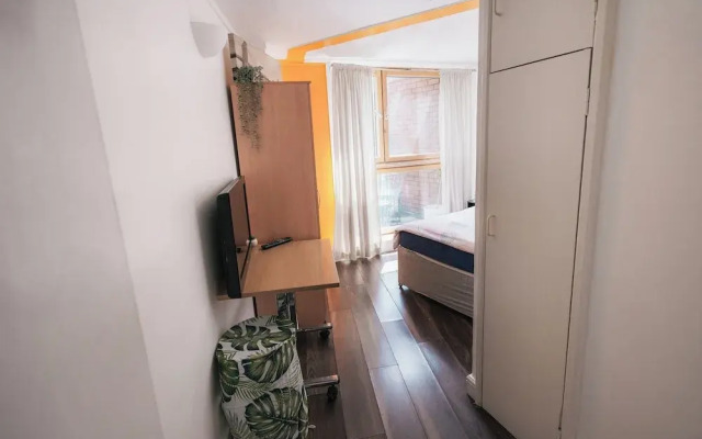 London Luxury Flat - Upper Whistler Walk