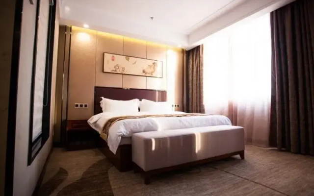 Greentree Eastern Bozhou Jingwan Wealth Centre Hotel