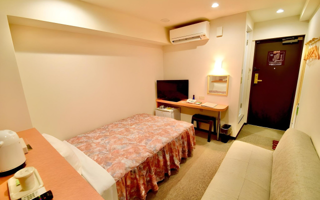 Kyoto Universal Hotel Karasuma