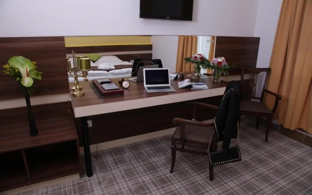 Primus Hotel & Apartments