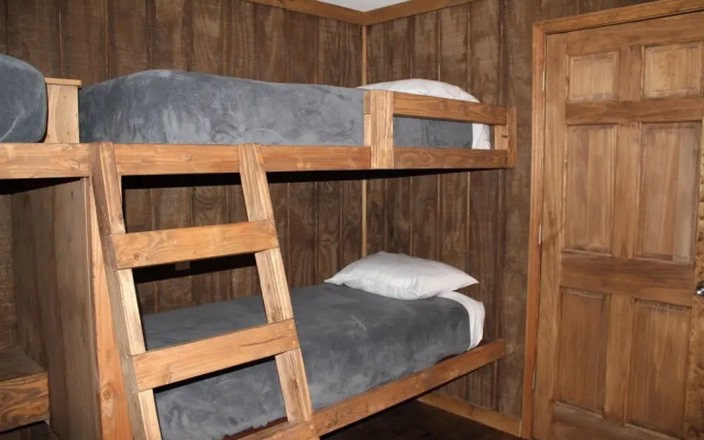 Shawnee Trails Lodging and Suites