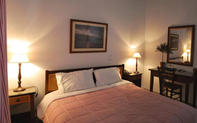Anthousa Hotel