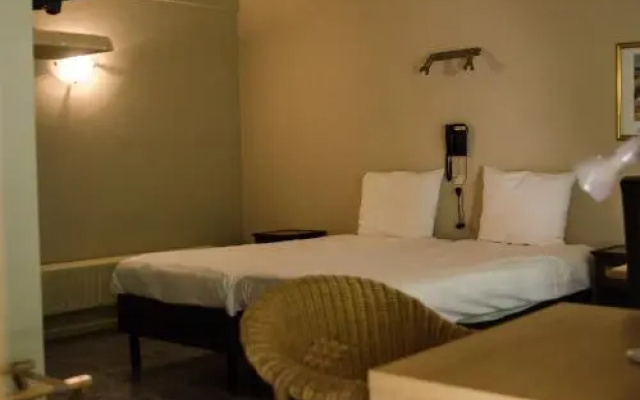 Hotel Pacific Ravels