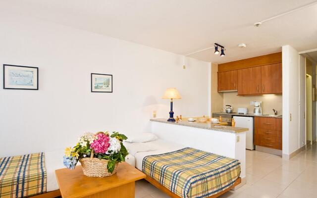 Отель Edificio Albufeira - Apartamentos комната для гостей