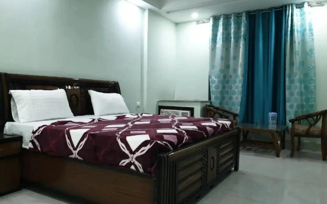 Hotel The Ganga Castle