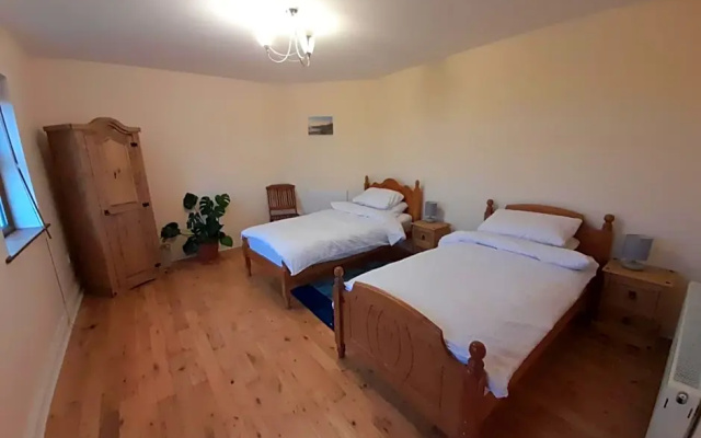 Cle-andra Bay Lodge