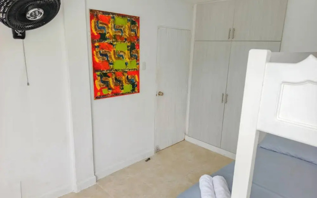 Apartamento cómodo a 5 min de la Playa