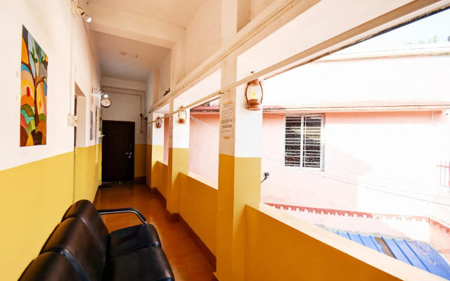 OYO 80448 Adorini Guest House