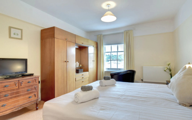 Holiday Home Bayards